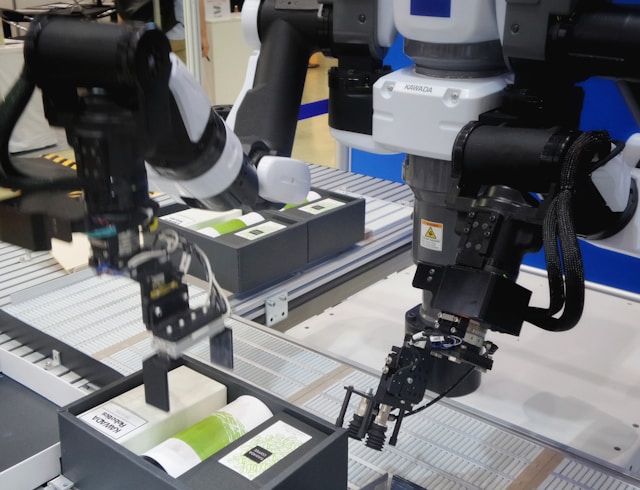Machines using AI machine learning to help with manufacturing products